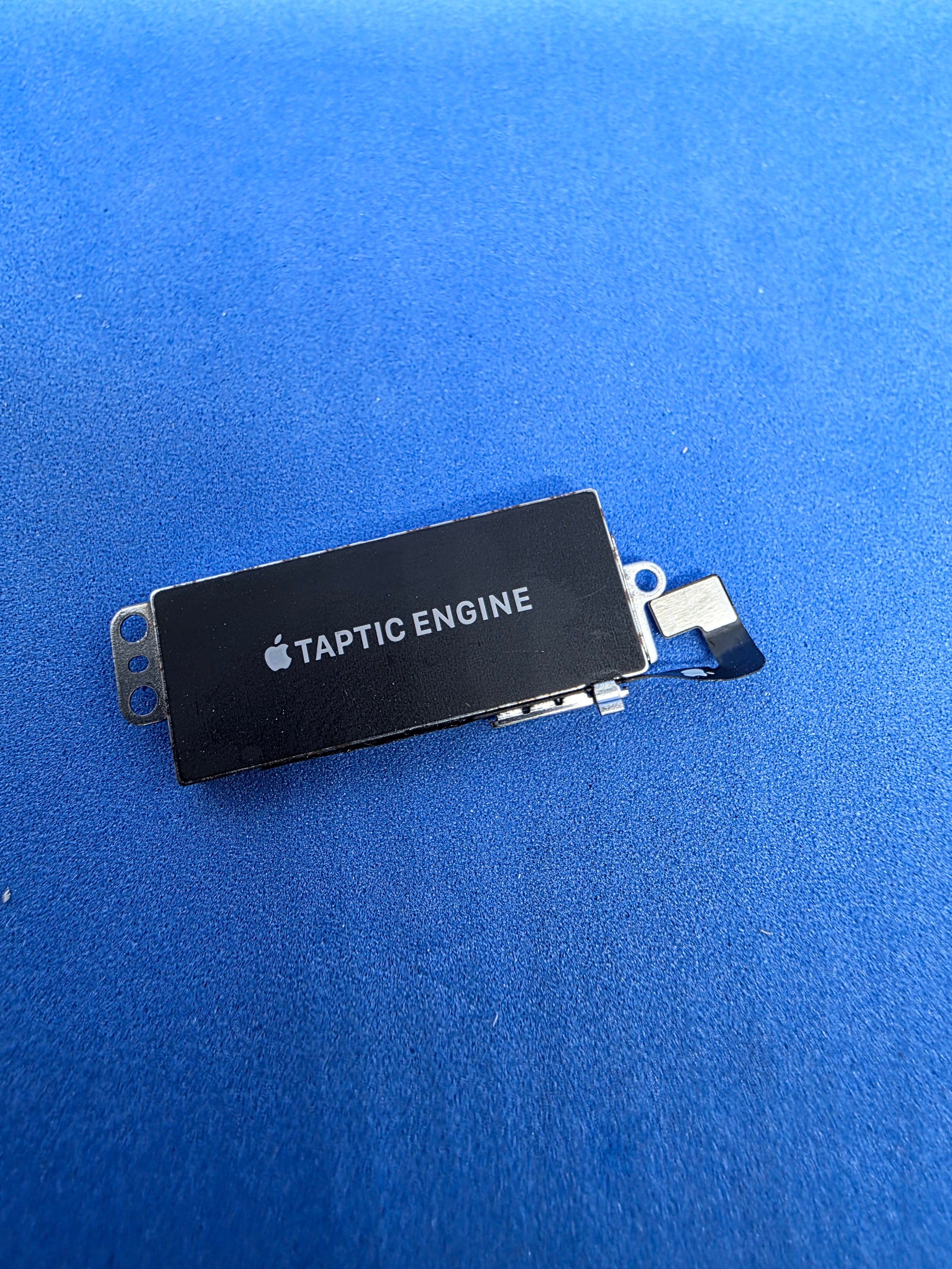 Wibracja taptic engine Iphone 11 demontaż